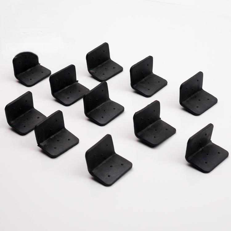 Plastic pallet corners protector