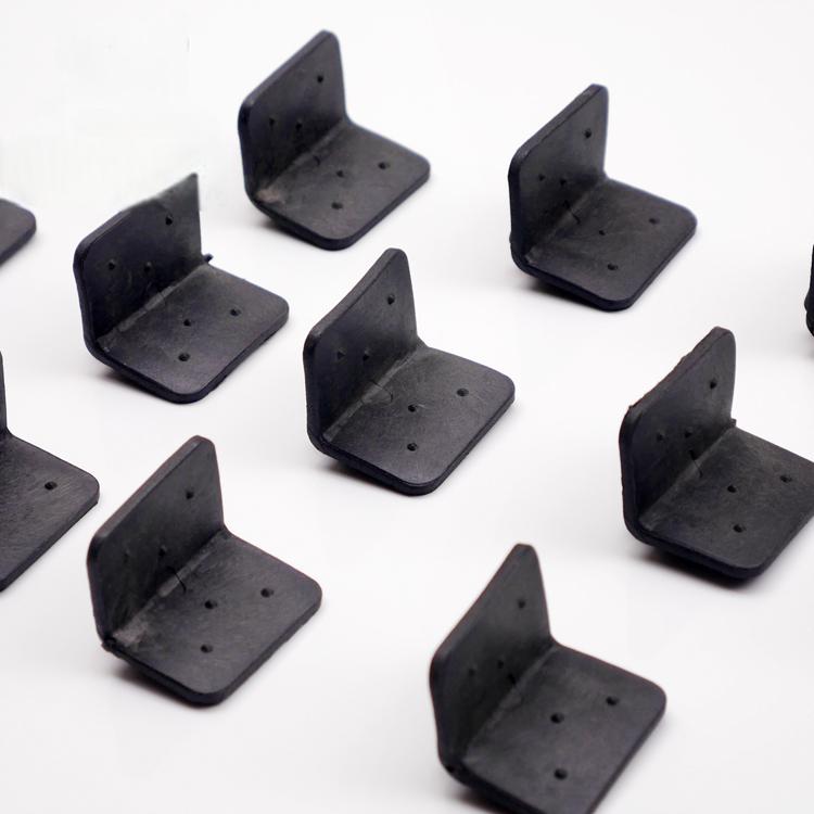 Plastic pallet corners protector